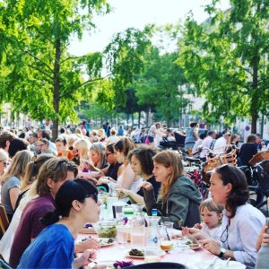 Cool things to do in Copenhagen with kids _Absalon common eating